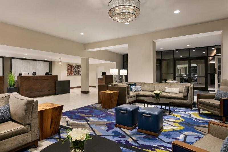 DoubleTree by Hilton New Orleans Main image 1